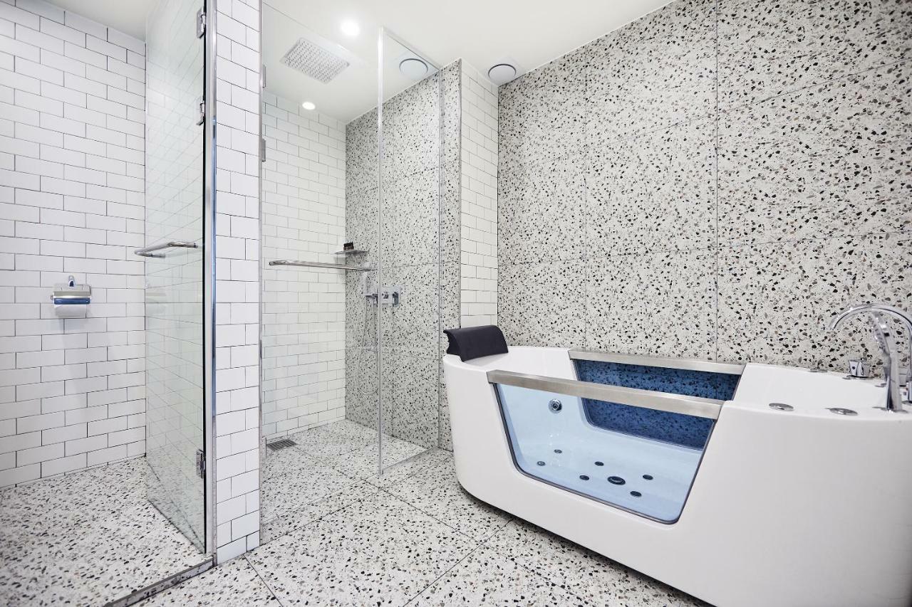 Hotel Intro Μπουσάν Εξωτερικό φωτογραφία